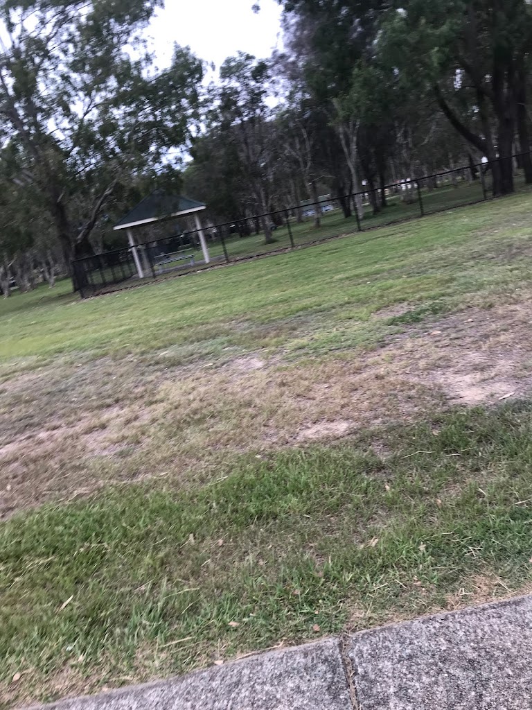 Gus Davies Park - Foto 6