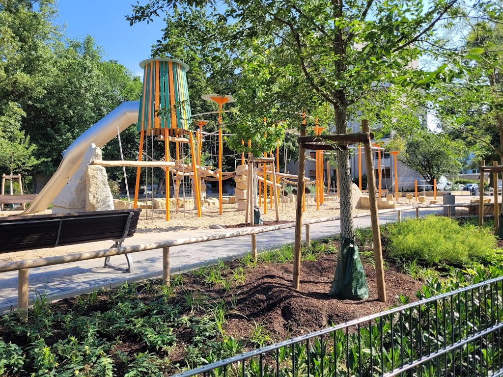 Grünzug und Spielplatz Popitzweg - Foto 1