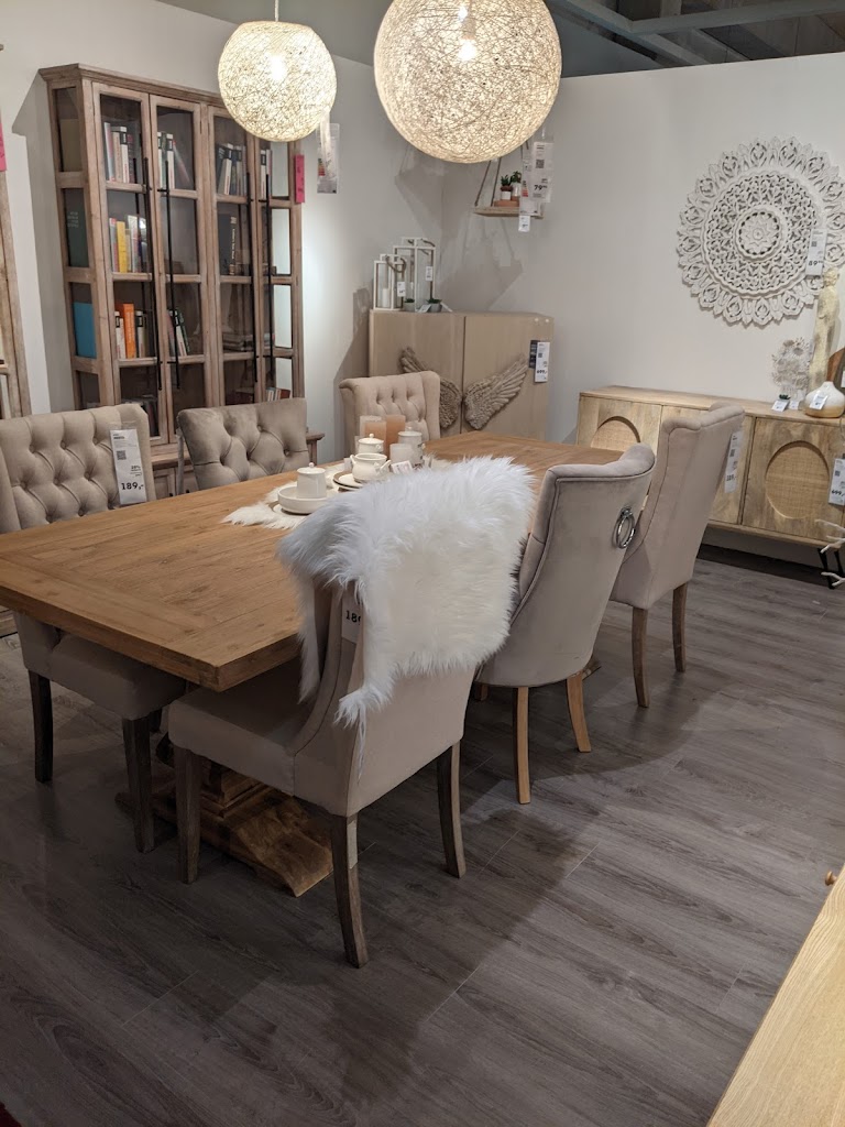 mömax Furniture Store Eching - Foto 1