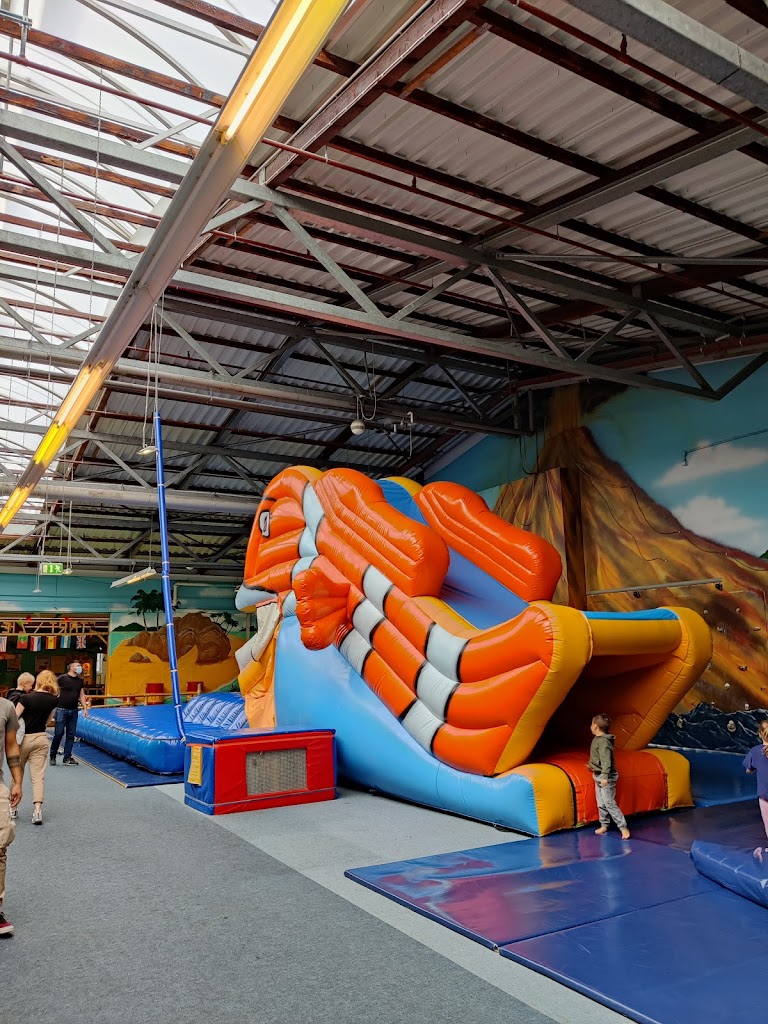 Tiki-Kinderland GmbH - Foto 1