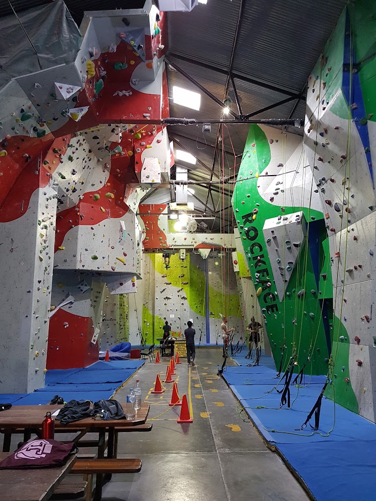 Rockface Indoor Climbing Centre - Foto 5