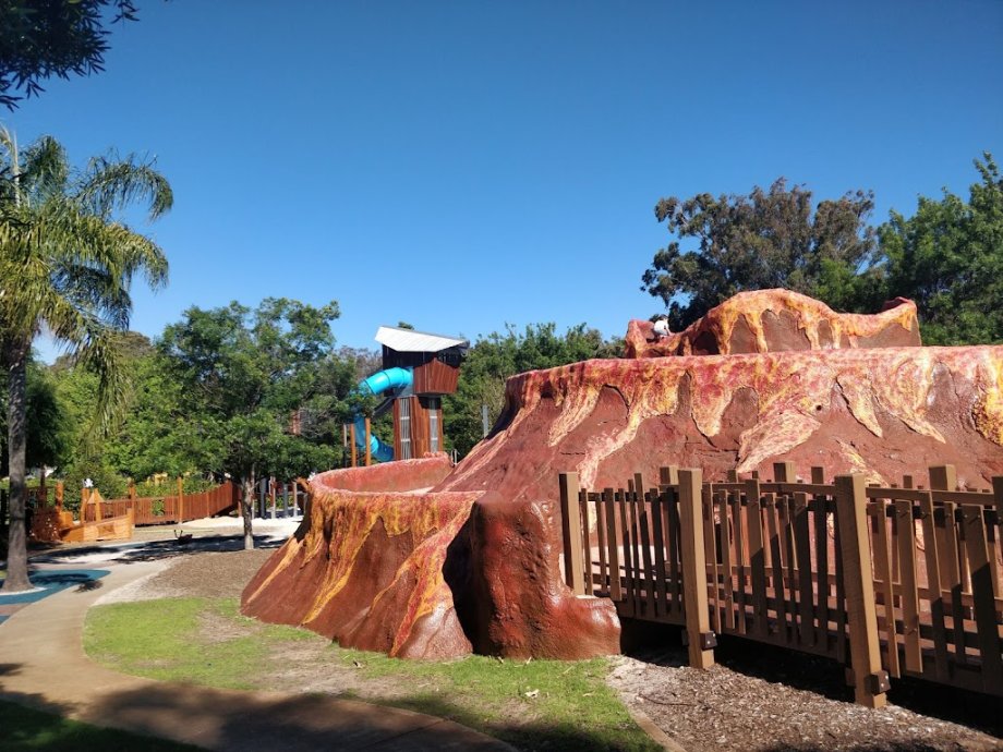 Volcano Playground - Foto 3