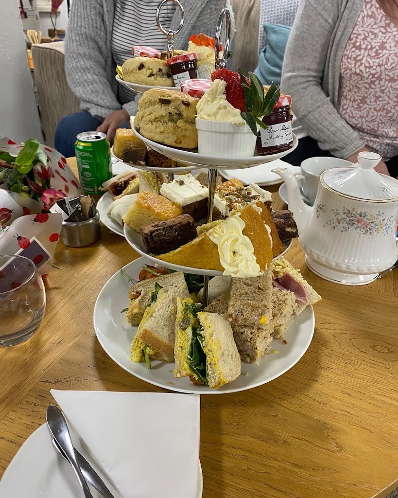 Witts End Cafe - Foto 4