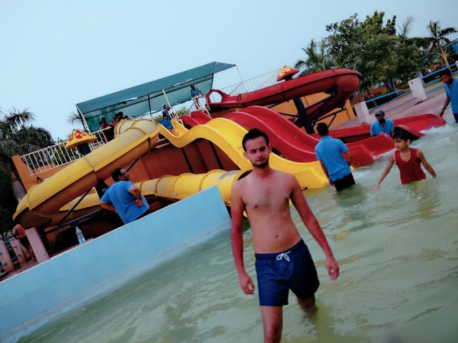 Dolphin Water Park - Foto 9