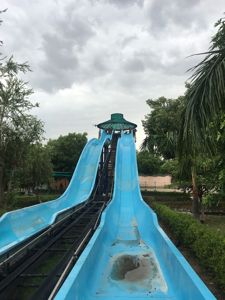 Dolphin Water Park - Foto 1
