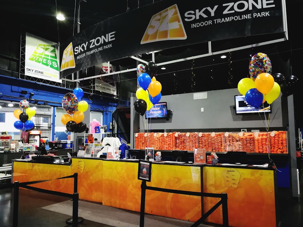 Sky Zone Trampoline Park - Foto 1