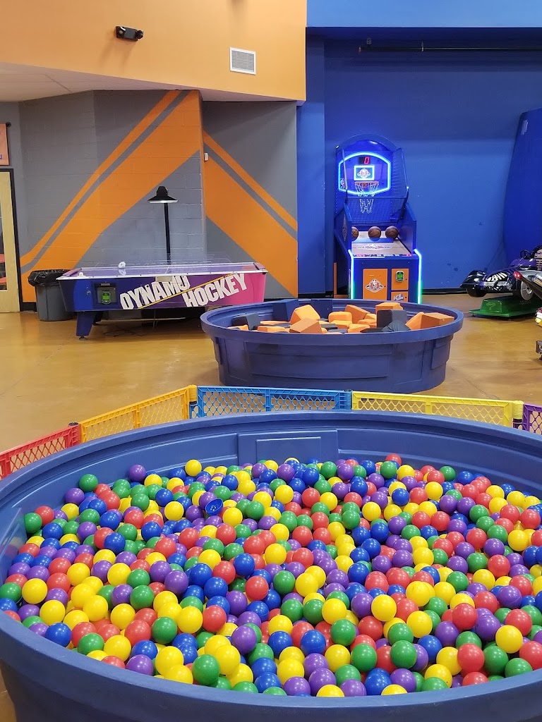 Sky Zone Trampoline Park - Foto 1