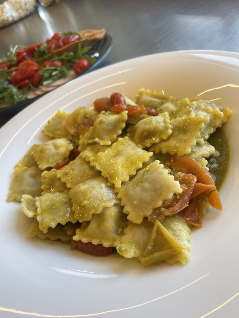 Pasta Mood, ristorante per feste e compleanni a Pagliare - Foto 3