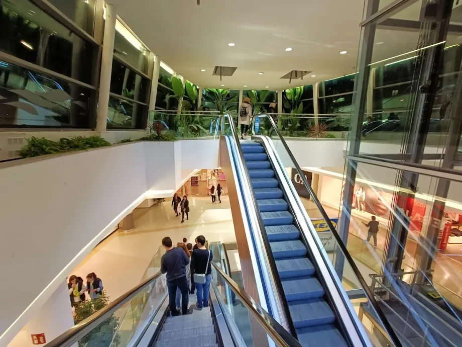 Centro Comercial Gran Vía de Vigo - Foto 2