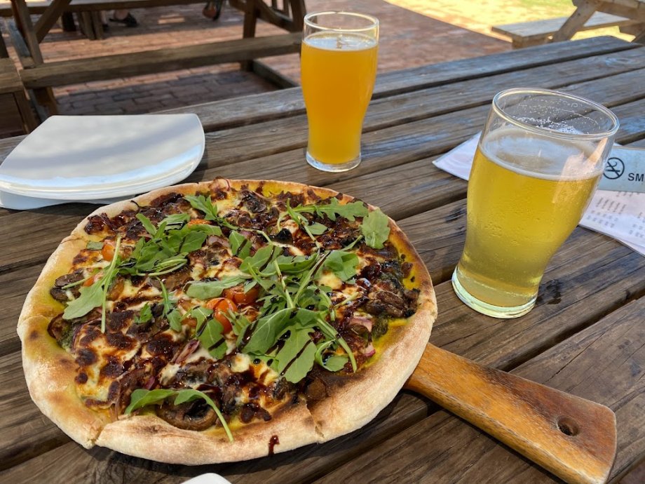 King Road Brewing Co - Foto 7