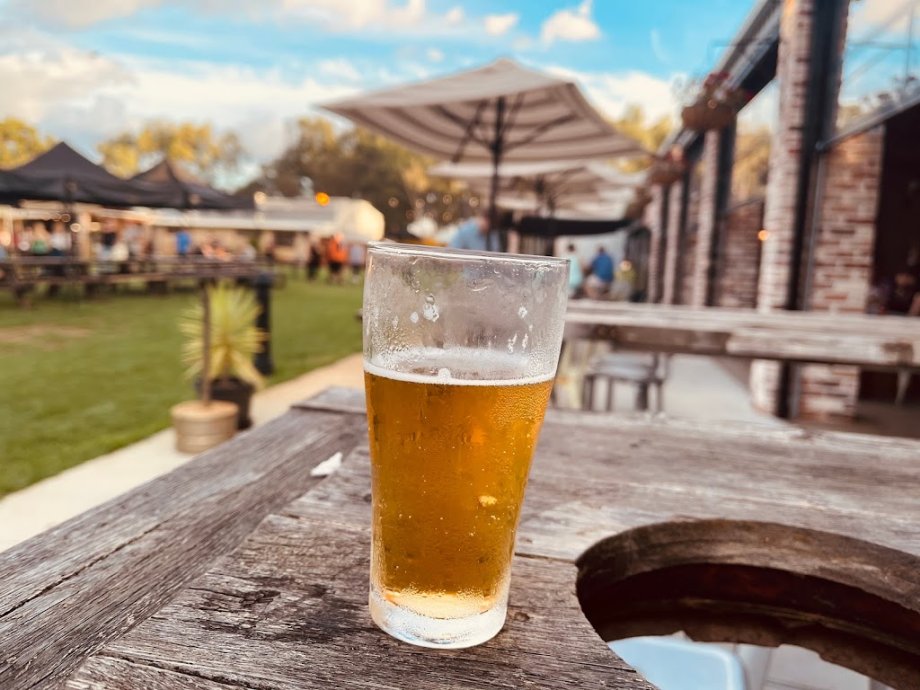 King Road Brewing Co - Foto 8