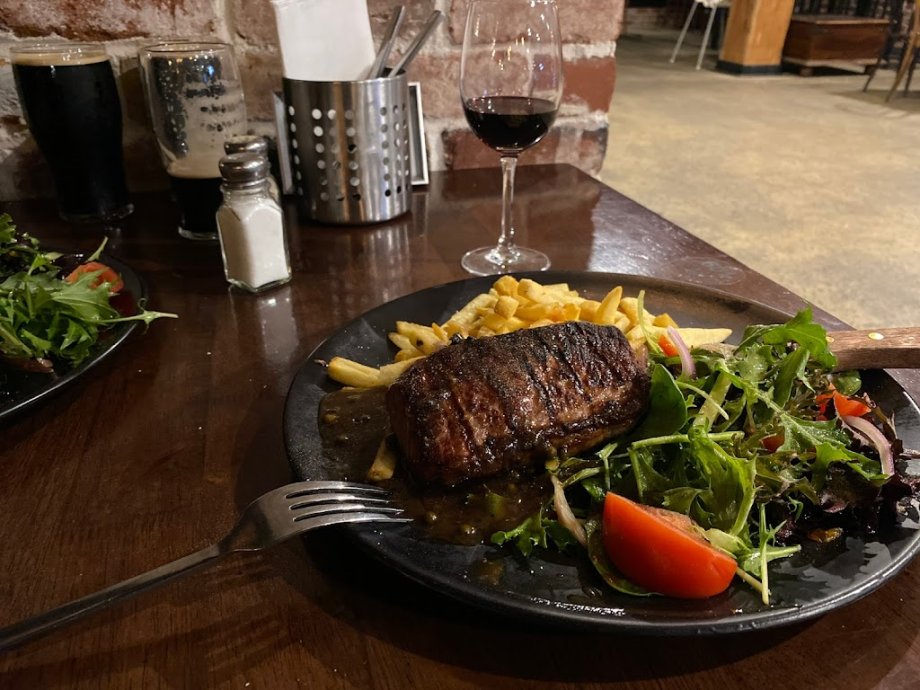 King Road Brewing Co - Foto 9