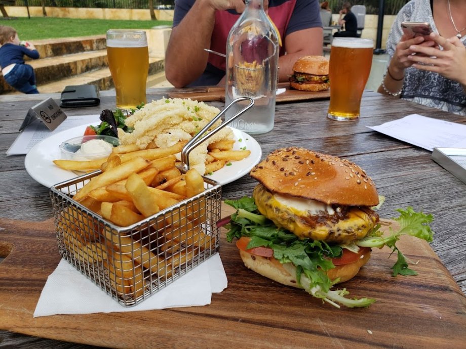 King Road Brewing Co - Foto 10