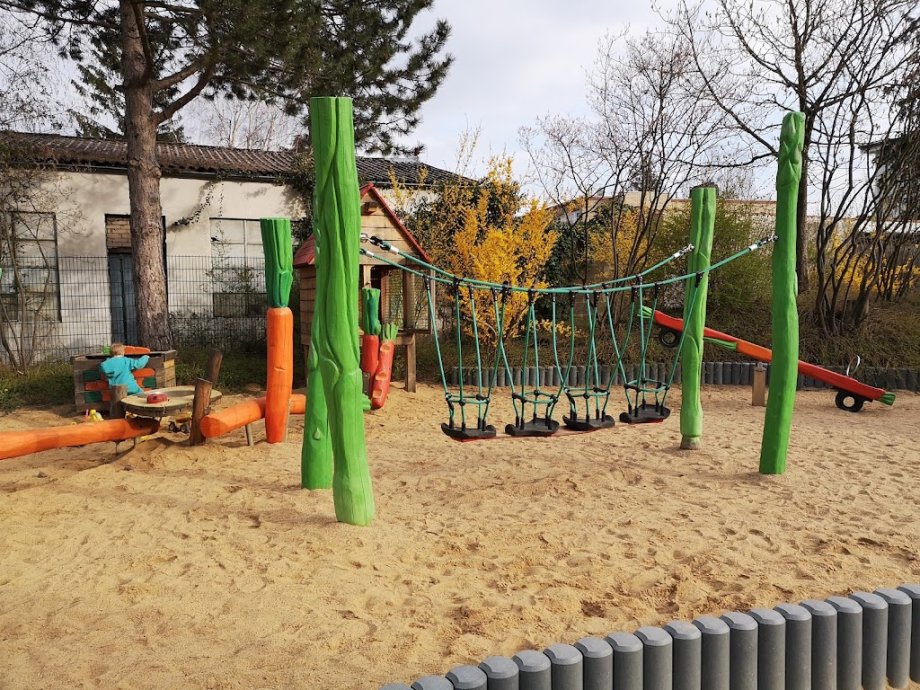 Hasenspielplatz Ulmenweg - Foto 3