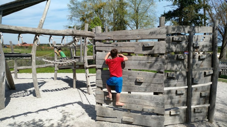 Abenteuer-Spielplatz - Foto 2
