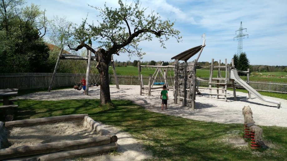 Abenteuer-Spielplatz - Foto 4