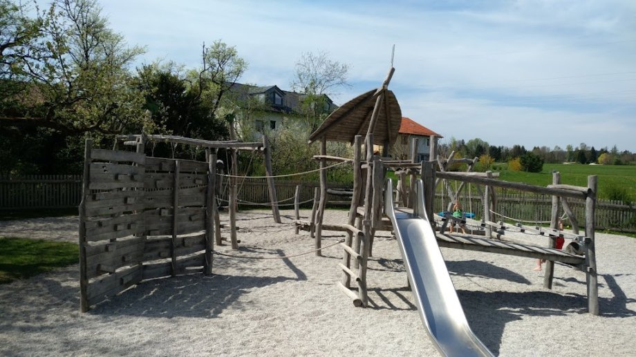 Abenteuer-Spielplatz - Foto 8
