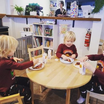 Acorn + Oak cafe and kitchen