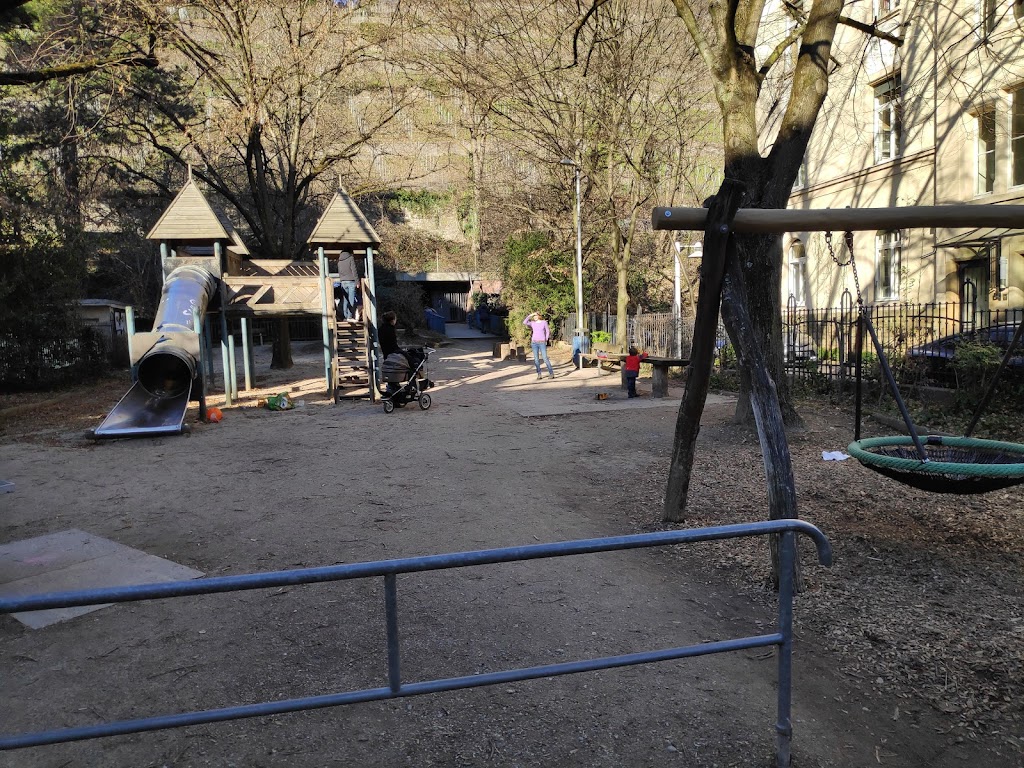 Spielplatz - Foto 1