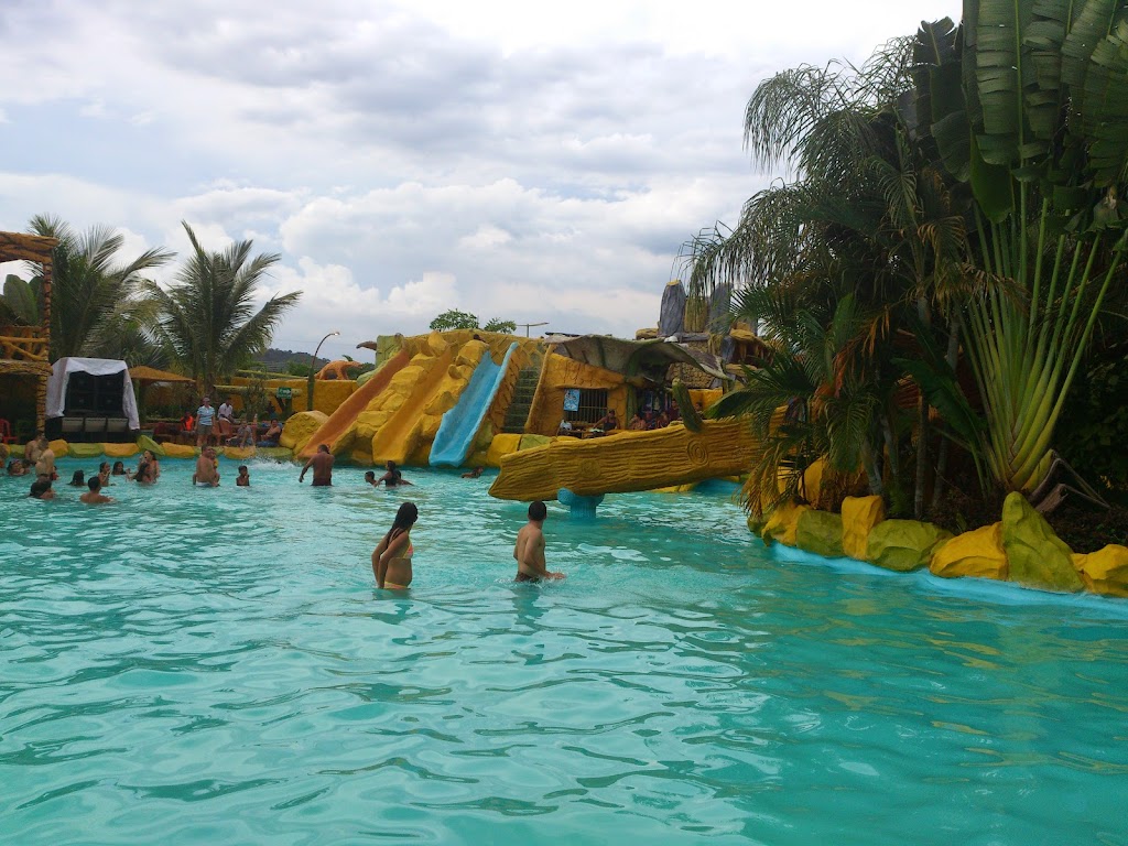 La Ciudad de Yeiber y Sebastian, C.A / Ciudad Picapiedra Tinaquillo