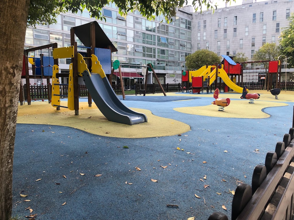 Parque infantil 8 de Marzo