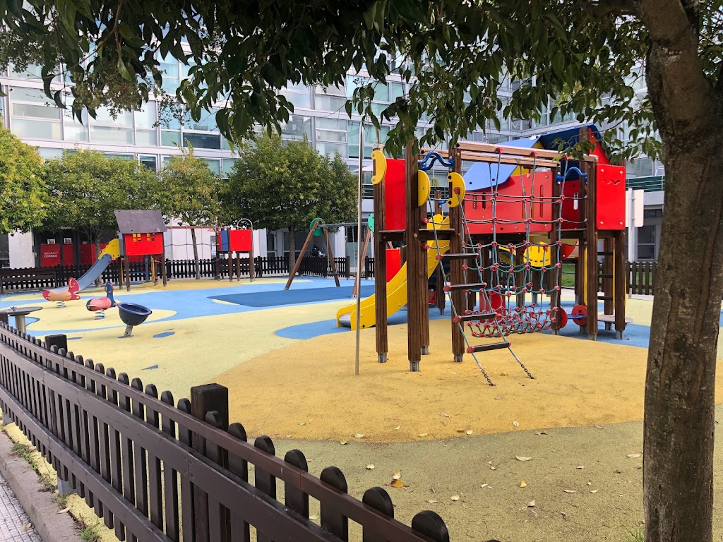 Parque infantil 8 de Marzo - Foto 1