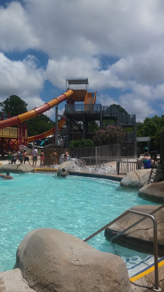Six Flags Hurricane Harbor Splashtown - Foto 5
