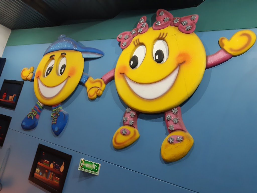 Parque de Aventuras en Familia ShowPlace / Jardín Infantil Paco y Tuti - Foto 1