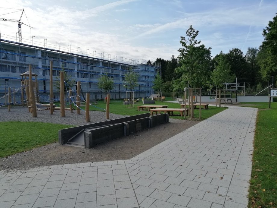 Spielplatz - Foto 2