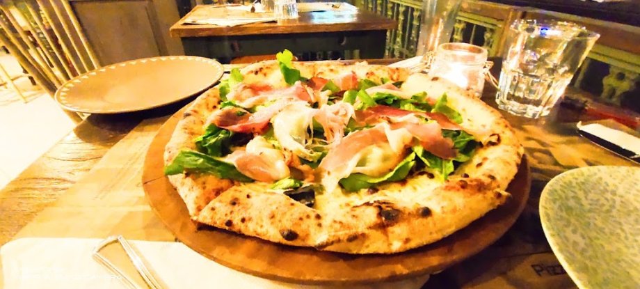 L'Osteria Pizza e Cucina Ubud - Foto 4