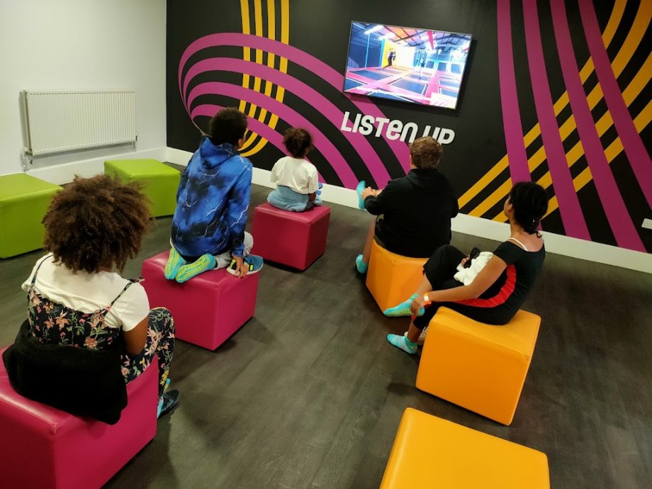 RedKangaroo Trampoline Park Reading - Foto 8