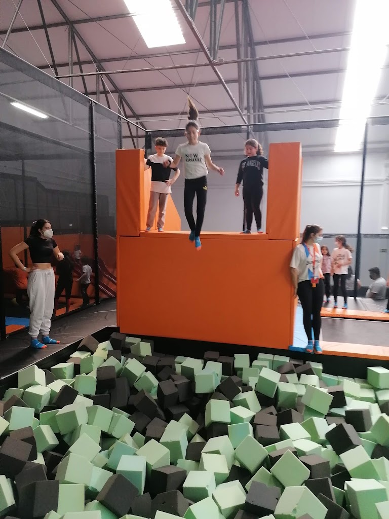 Jumpers - Trampolim Parque - Porto - Foto 1