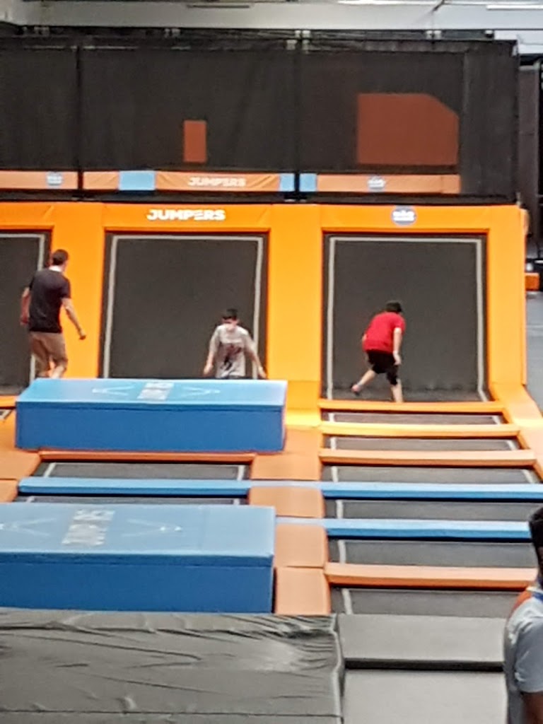 Jumpers - Trampolim Parque - Porto - Foto 1