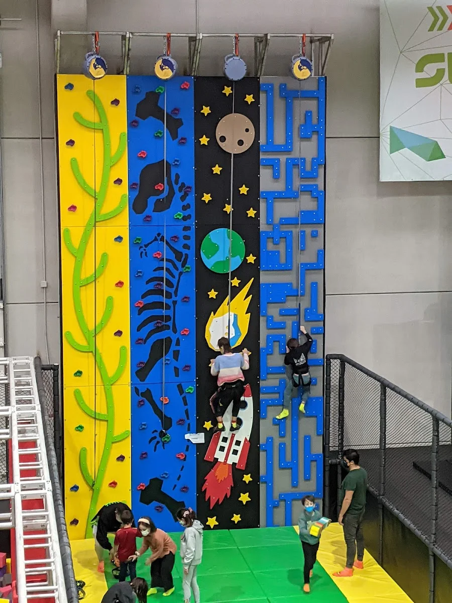 Diver Jump Trampoline Park - Santiago de Compostela - Foto 6