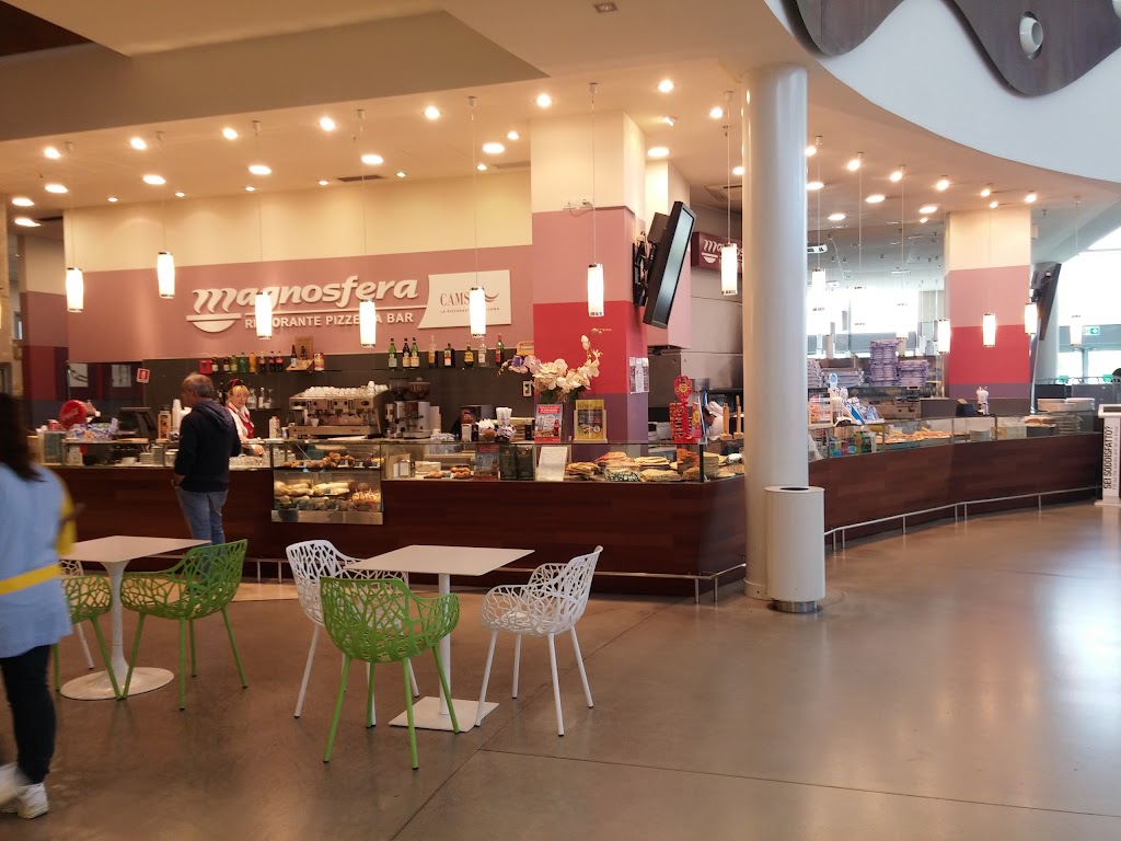 Le Maioliche Centro Commerciale 10