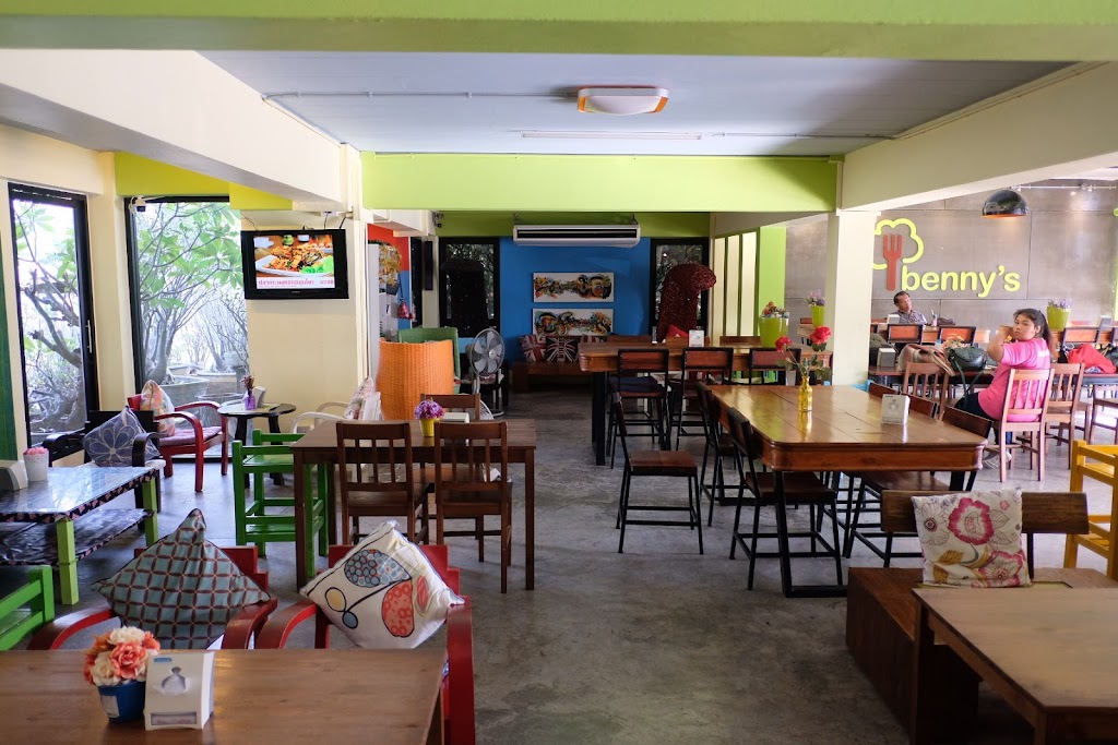 Benny's - Eatery & Craft Beer Bar - Foto 1