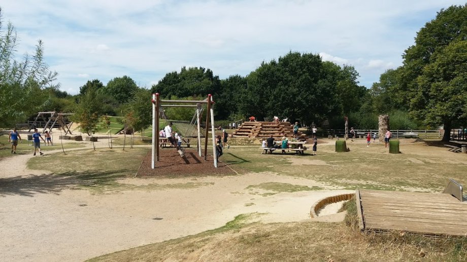 Dinton Pastures Country Park - Foto 2