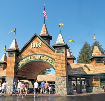 Canobie Lake Park