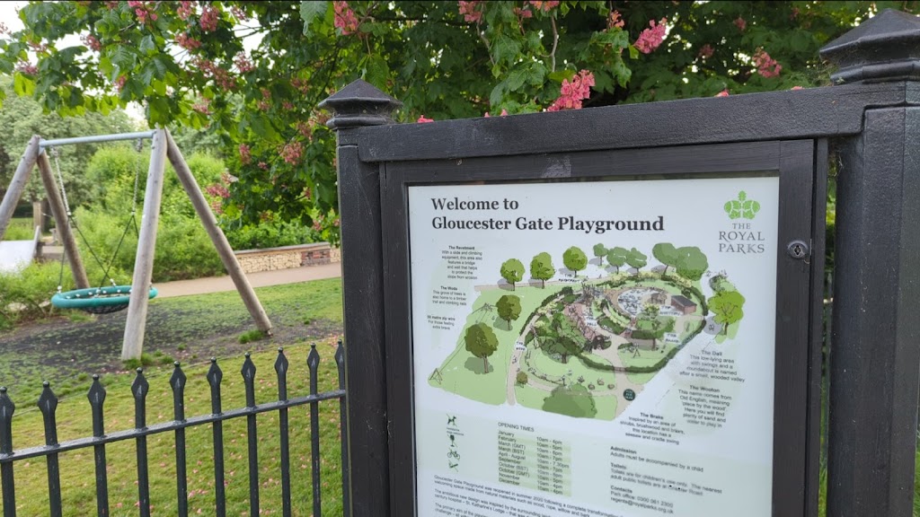 Gloucester Gate Playground - Foto 1