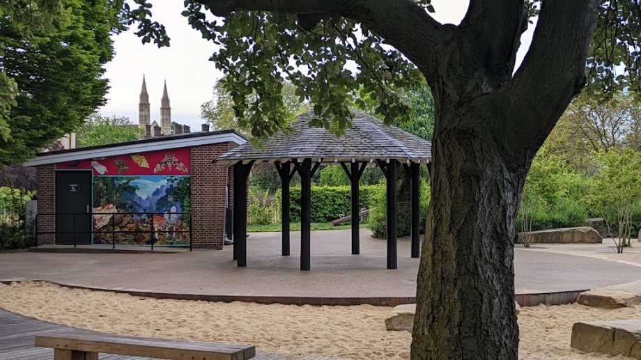 Gloucester Gate Playground - Foto 8