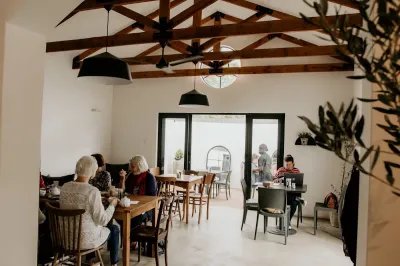 Roots Clay Café
