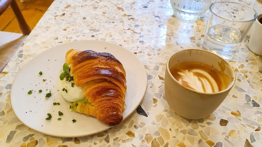 Yollie - the Popice Café - Foto 9