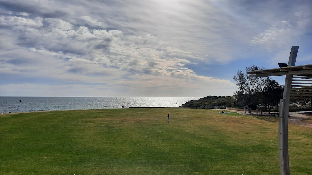 Shorehaven’s Treasure Island Adventure Playground - Foto 1