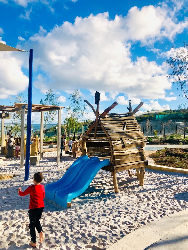 Shorehaven’s Treasure Island Adventure Playground - Foto 1