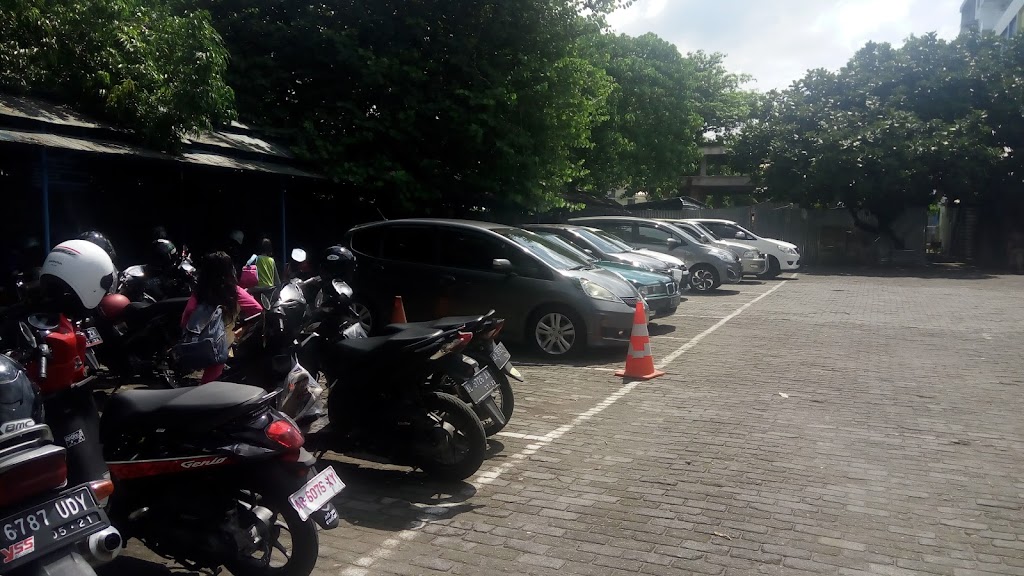 Dreamland Jogja Outdoor Playground - Foto 1