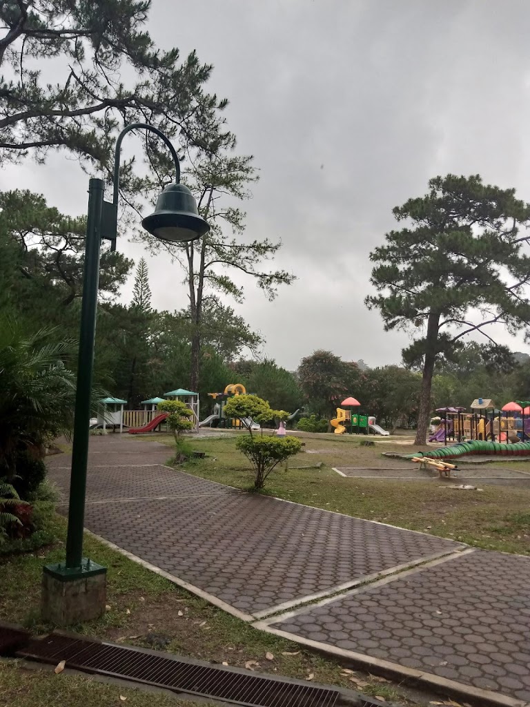 Childrens Park Burnham - Foto 1