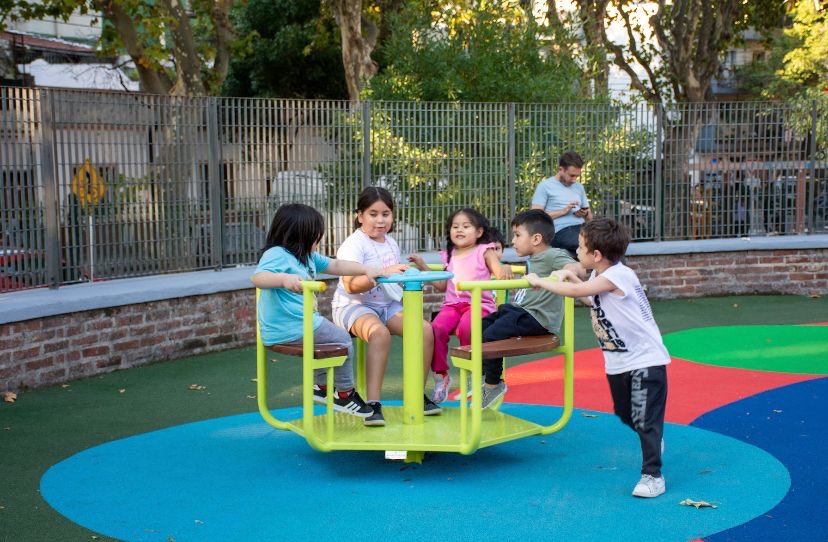 Plaza Velasco Ibarra 2