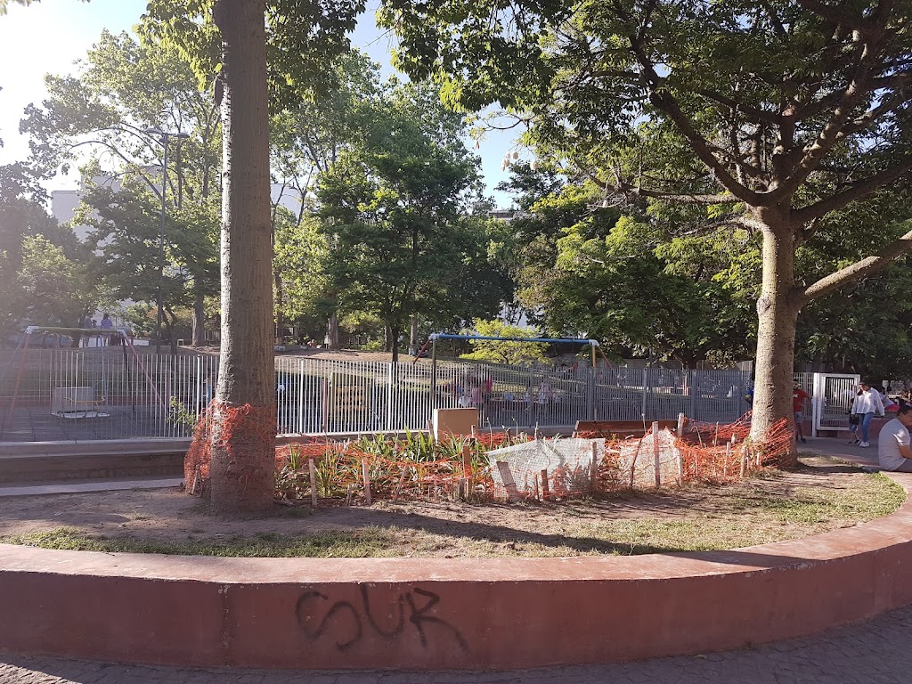 Plaza Velasco Ibarra 3