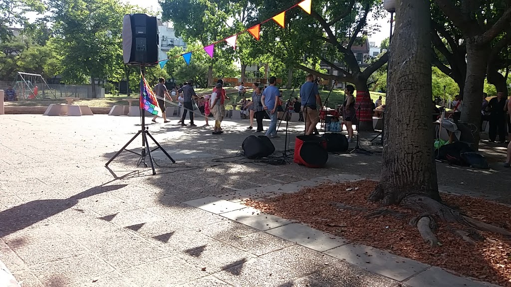 Plaza Velasco Ibarra 8