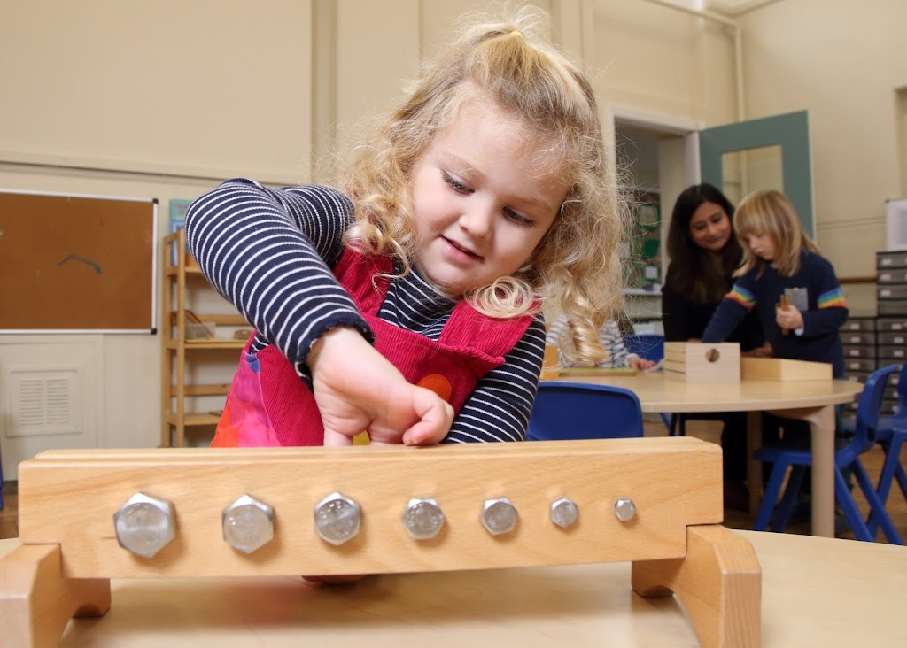 Riverside Nursery Schools, Kew Montessori 8